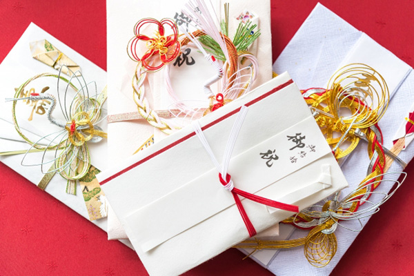結婚のご祝儀や資金援助に贈与税はかかる?ちょっと気になるお金の話