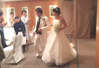 Toshitsugu & Hiroko