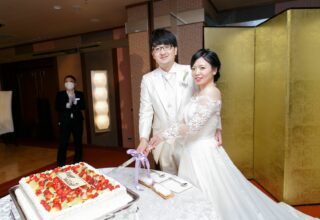 Toshifumi & Mayuko